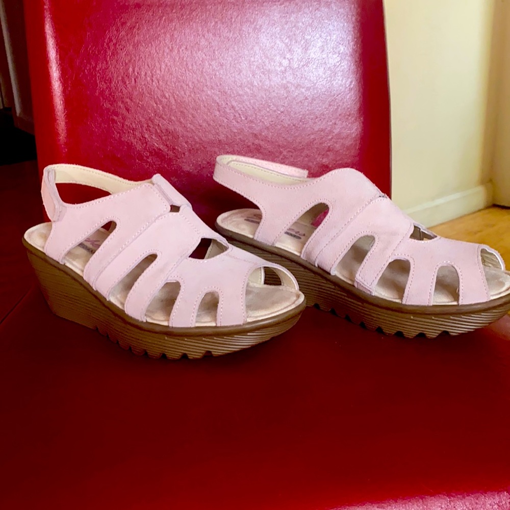 Sketchers Perp Toe slingback wedges